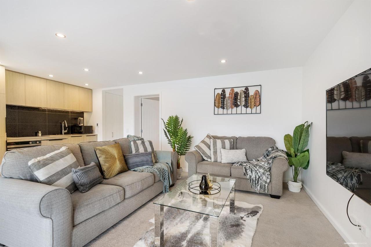 Apartament Executive Living In Bluewater Queenstown Zewnętrze zdjęcie